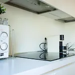 Corso Collection, Design *